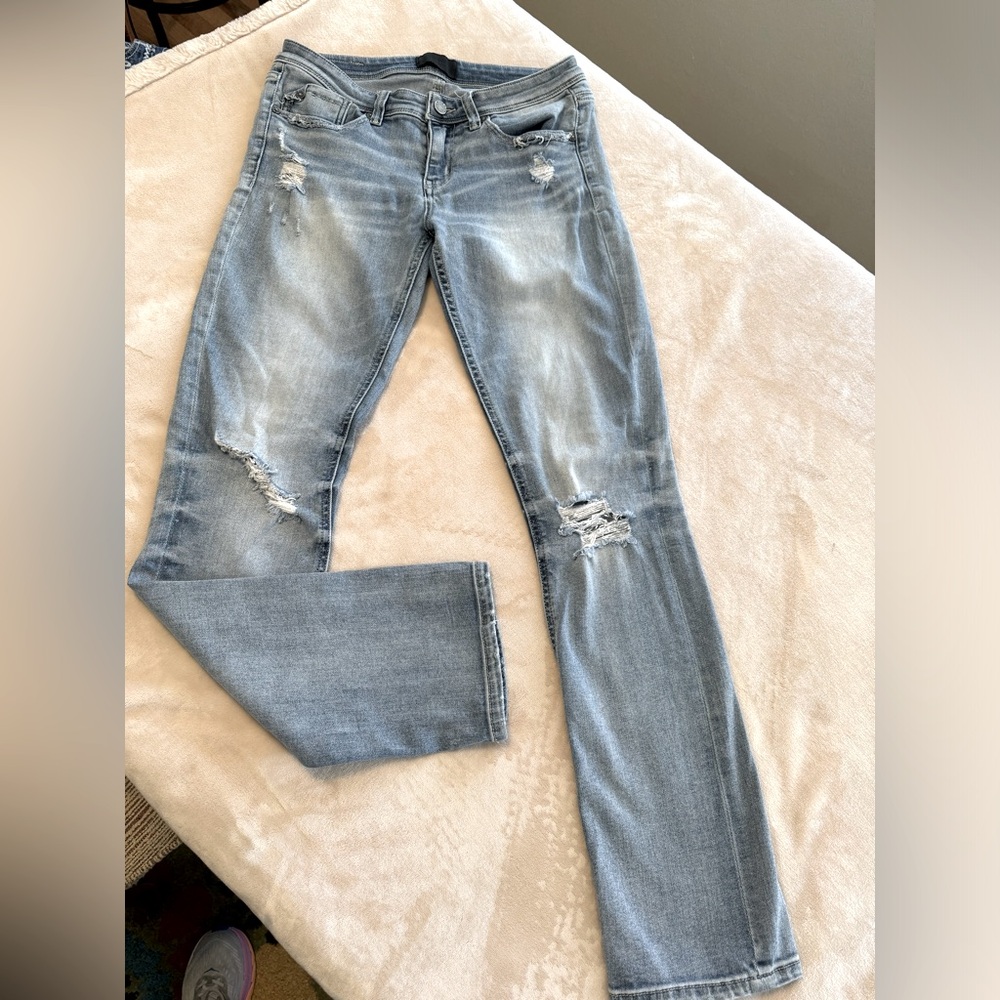 Women’s Buckle Black Ankle jeans